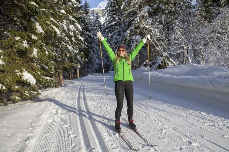 woman cross-country skiing